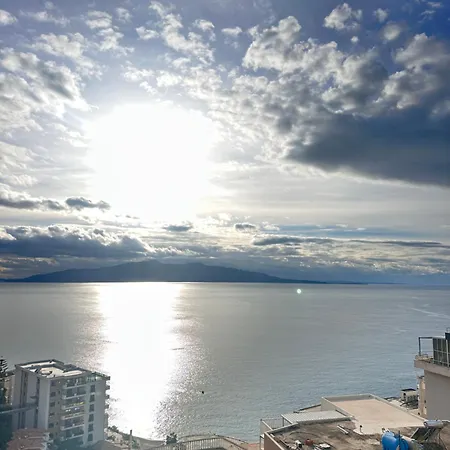 Deep Blue Sea View Apartment *