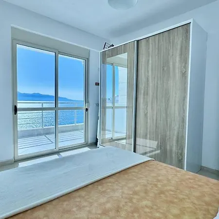شقة Deep Blue Sea View ساراندا