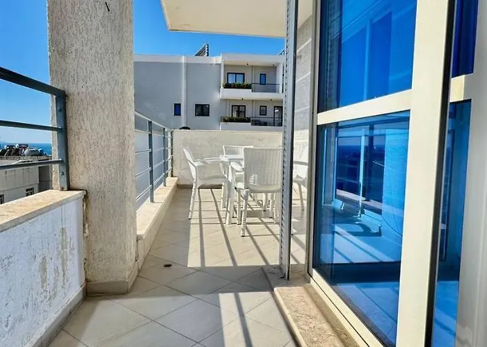 Deep Blue Sea View Apartment *
